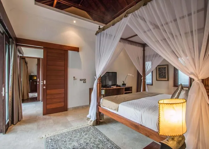 Kalimaya Iii Beautiful & Luxurious 3-bedroom Private With Pool 150-metres To Villa