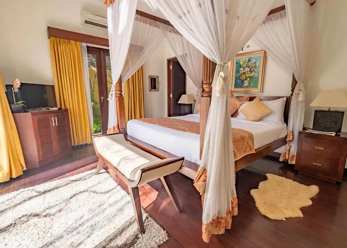 Kalimaya Iii Beautiful & Luxurious 3-bedroom Private With Pool 150-metres To Villa Seminyak